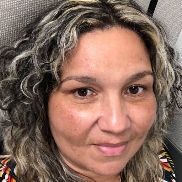 Meet your Posher, Claudia - Picture 1 of 1